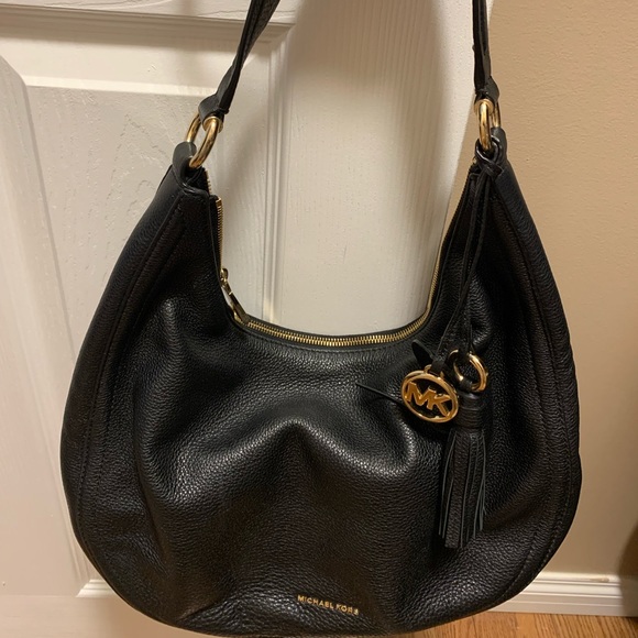 Michael Kors Handbags - Michael Kors purse